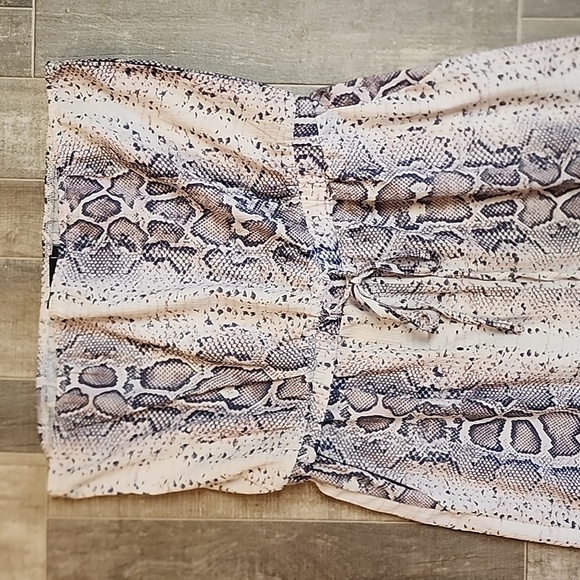 CBR brand snakeskin romper - Picture 3 of 10